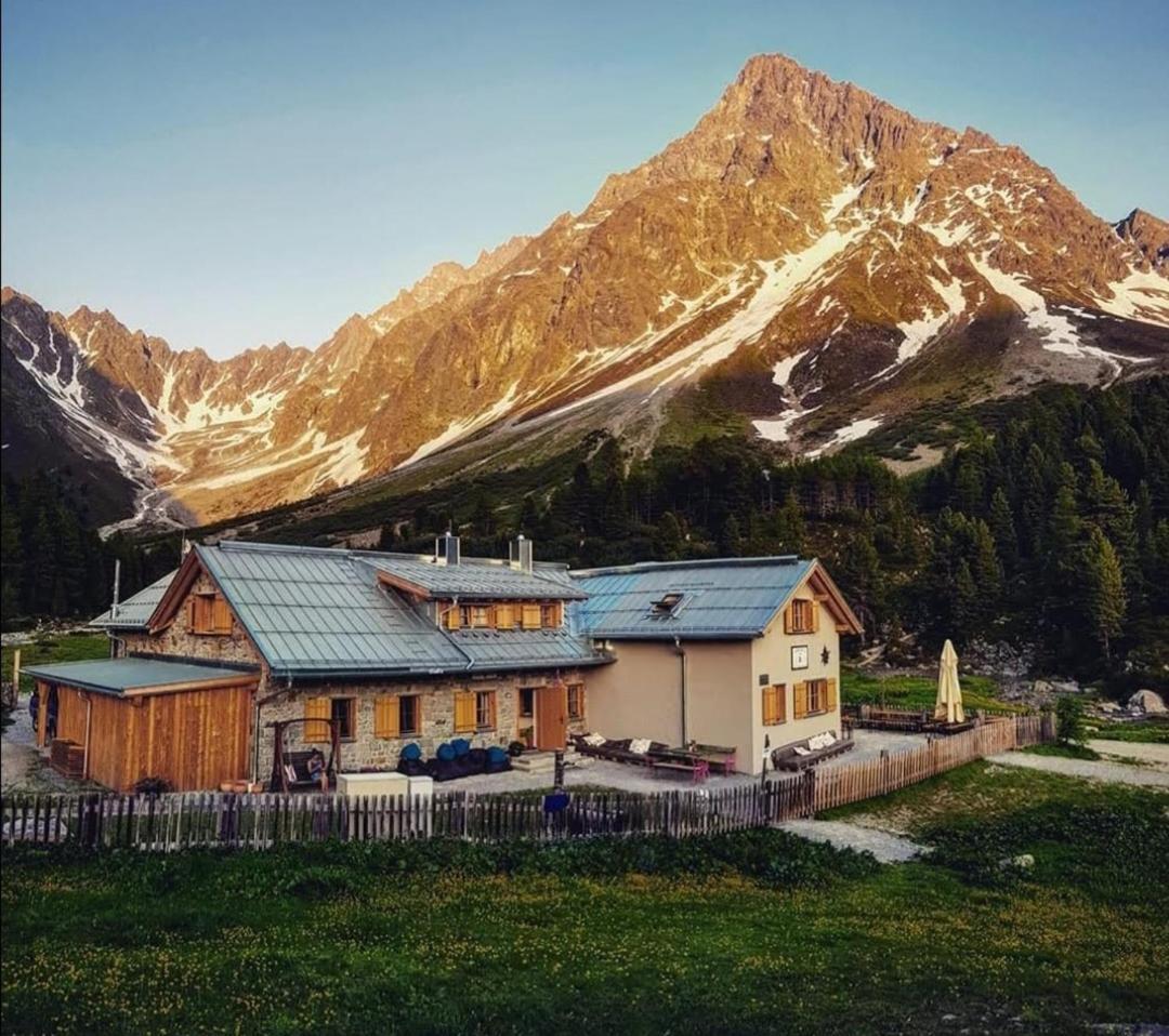 Haus Gfall Kaunertal Luaran gambar
